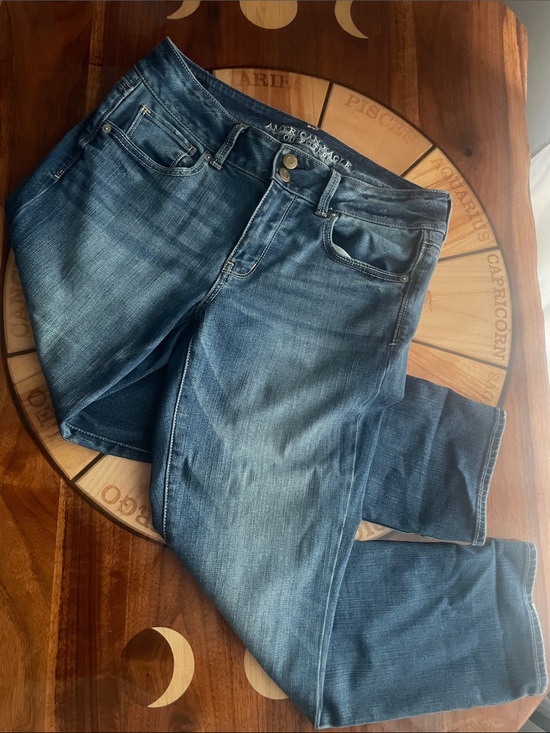 American Eagle Outfitters Denim - Artist Crop Y2K Capri Low Rise American Eagle